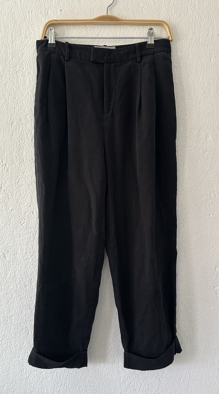 Everlane Black Cropped Trousers Cuffed Lyocell High Waist Minimalist Work Sz 4